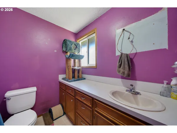 $550,000 | 1590 McCormick Loop Road, Tillamook, OR 97141