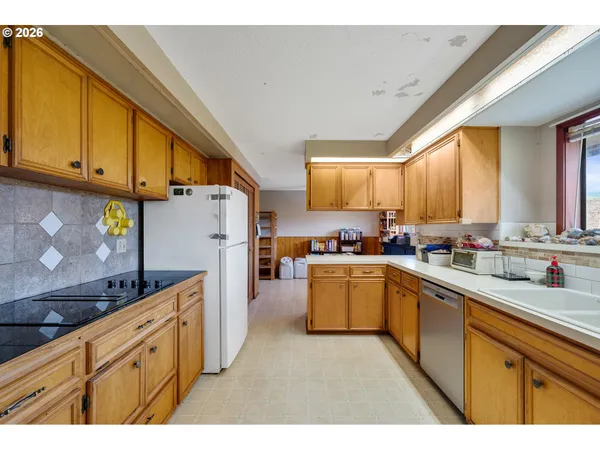 $550,000 | 1590 McCormick Loop Road, Tillamook, OR 97141