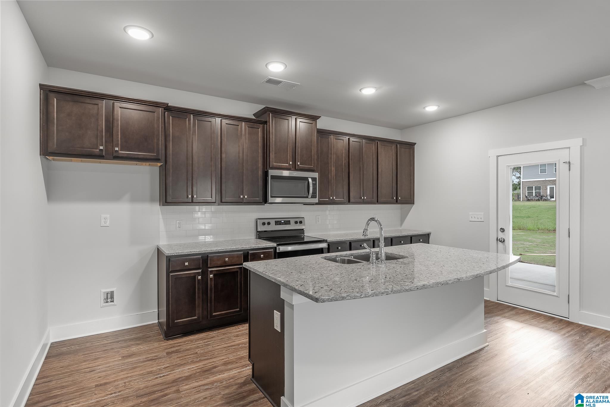 4205 Textile Lane Huntsville, AL 35805 - Photo 4 of 30