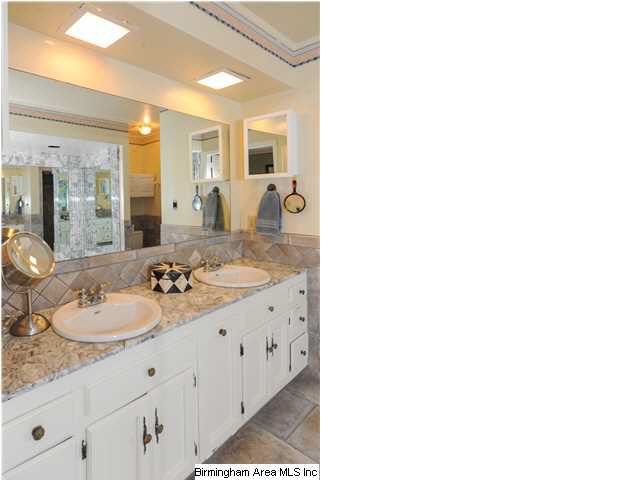 4309 Altamont Road Birmingham, AL 35213 - Photo 22 of 32