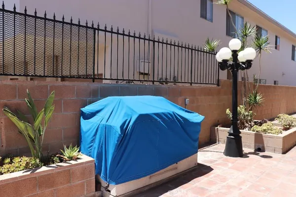 $3,900 | 985 West 9th Street, San Pedro, CA 90731