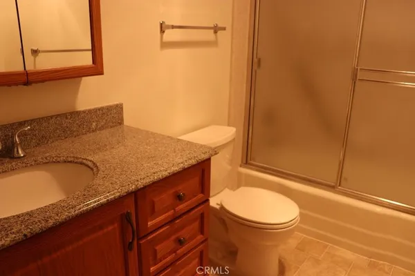 $3,900 | 985 West 9th Street, San Pedro, CA 90731