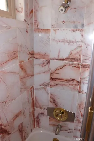 $3,900 | 985 West 9th Street, San Pedro, CA 90731