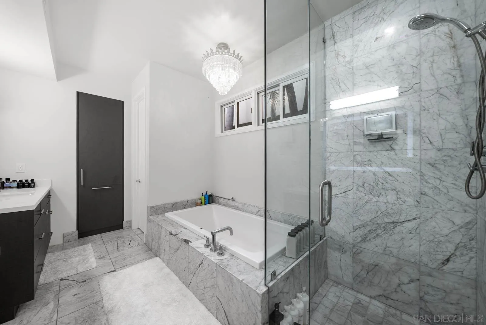 141 Orange Avenue, Unit 202 Coronado, CA 92118 - Photo 11 of 14