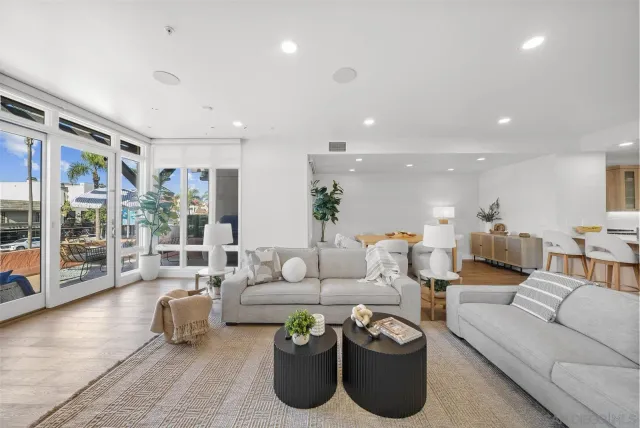 $3,199,000 | 141 Orange Avenue, Unit 202, Coronado, CA 92118