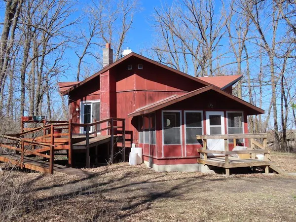 $230,000 | 14091 180th Street Northeast, Thief River Falls, MN 56701