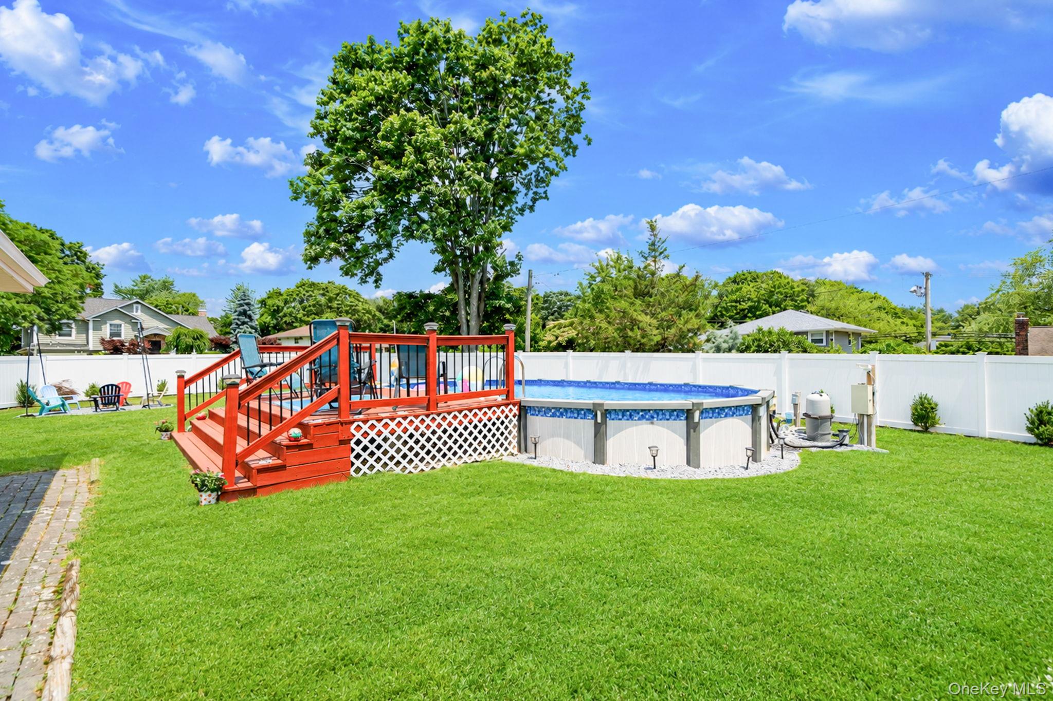 1 Blue Spruce Lane Commack, NY 11725 - Photo 4 of 33