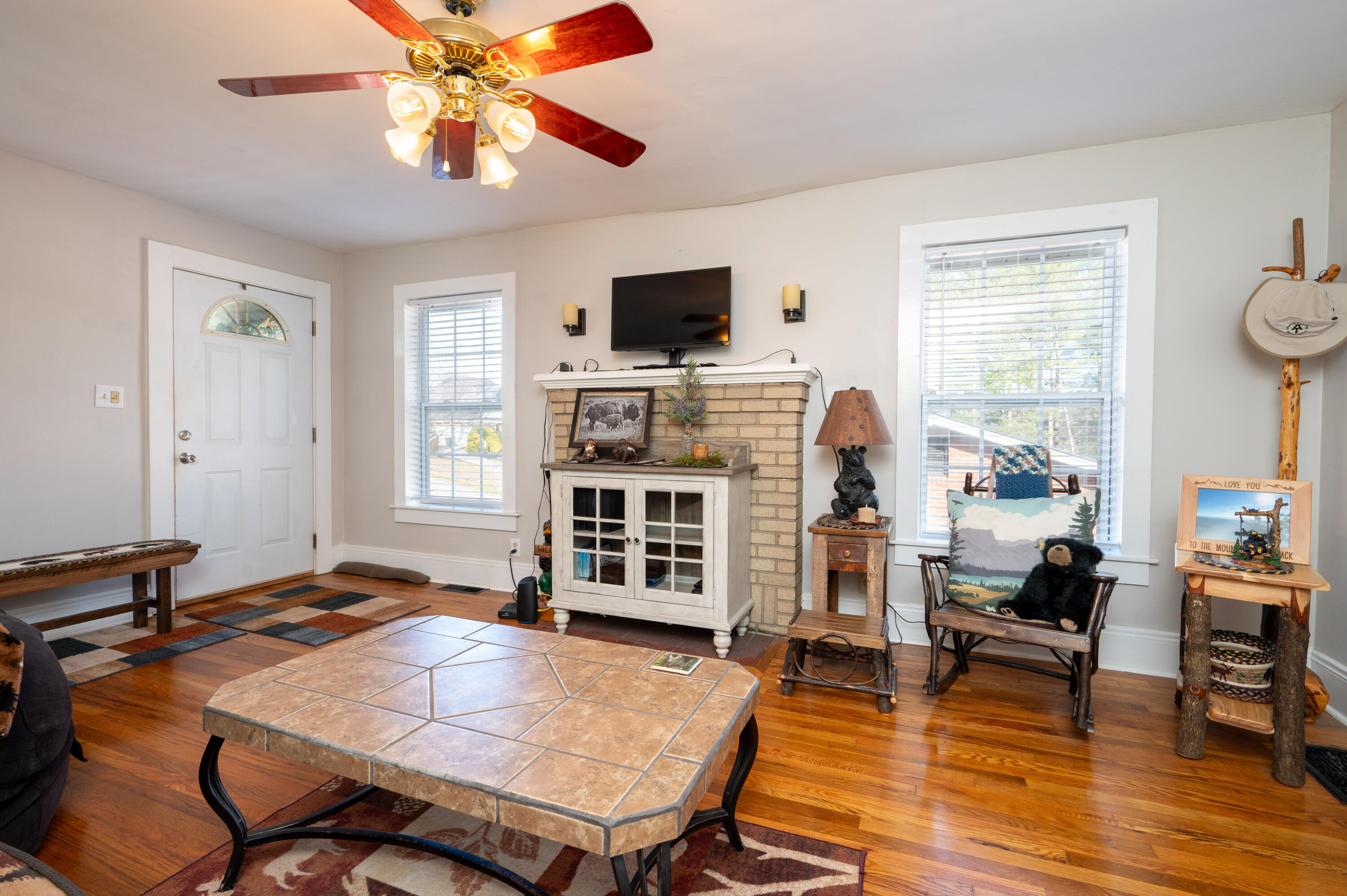 1724 Field Road Elizabethton, TN 37643 - Photo 6 of 31 Field Rd-10