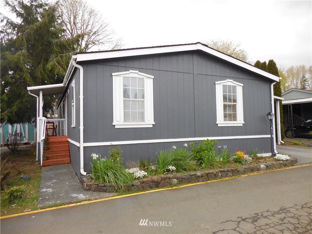 415 Lakeview Road, Unit K21 Lynnwood, WA 98087 - Photo 17 of 18