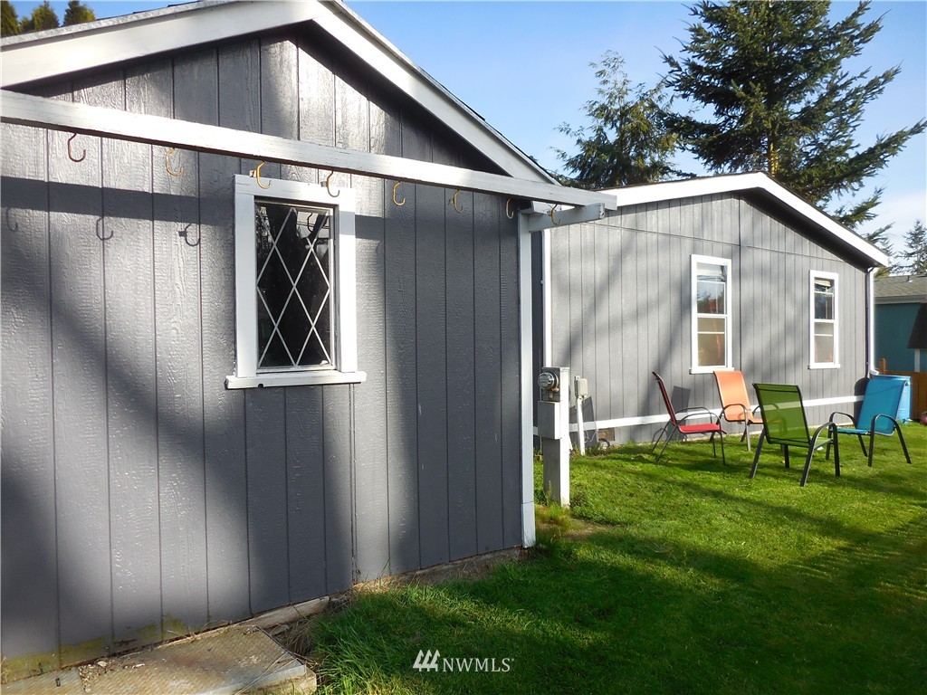 415 Lakeview Road, Unit K21 Lynnwood, WA 98087 - Photo 3 of 18
