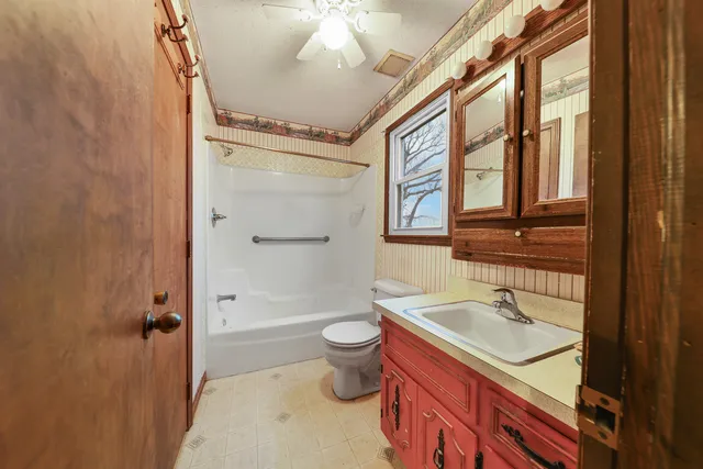 $235,000 | 2810 Oxbow Road, Morris, IL 60450