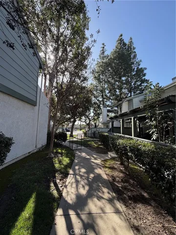 $2,650 | 1916 East 5th Street, Ontario, CA 91764