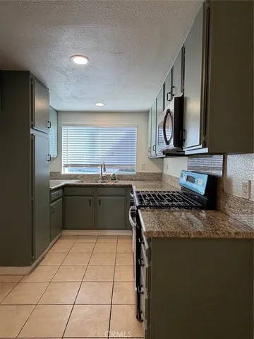 $2,650 | 1916 East 5th Street, Ontario, CA 91764