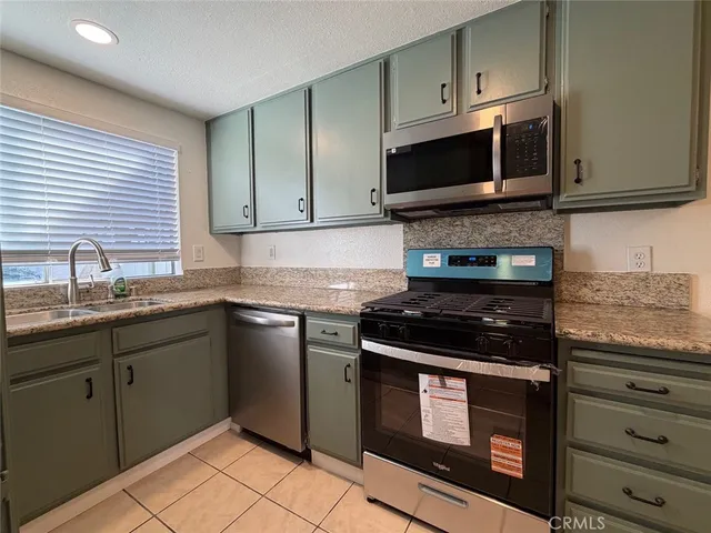 $2,650 | 1916 East 5th Street, Ontario, CA 91764