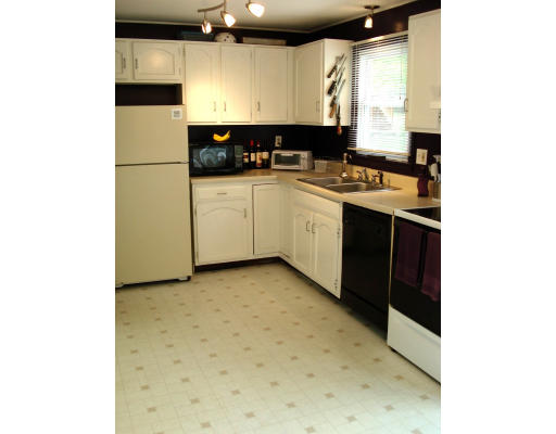 3 Hawley Road Hadley, MA 01035 - Photo 9 of 16 Gallery Image 9