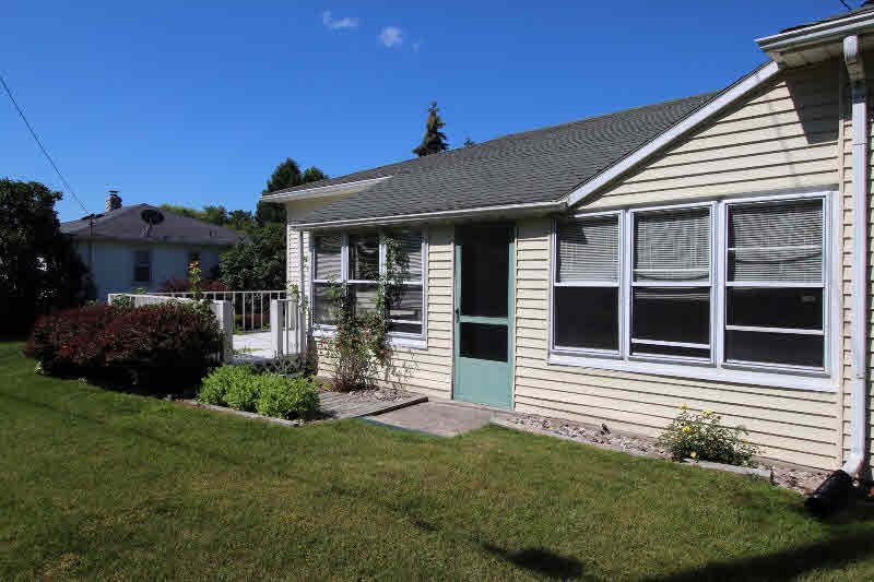 222 North Huron Road Linwood, MI 48634 - Photo 5 of 29
