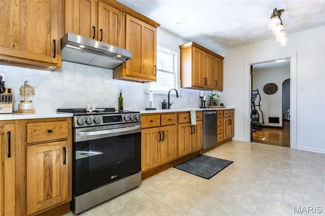 $385,000 | 5825 Redbud Lane, Edwardsville, IL 62025