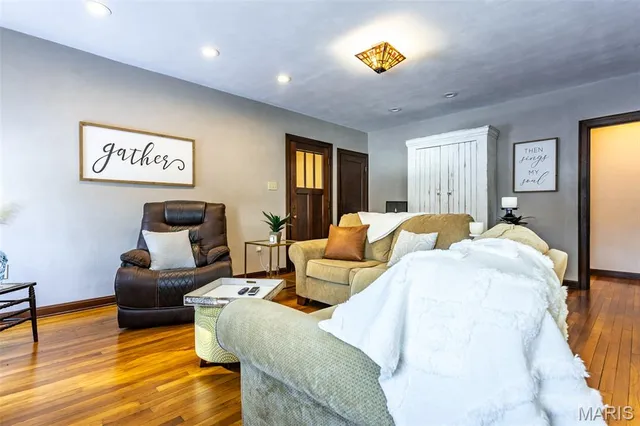 $385,000 | 5825 Redbud Lane, Edwardsville, IL 62025