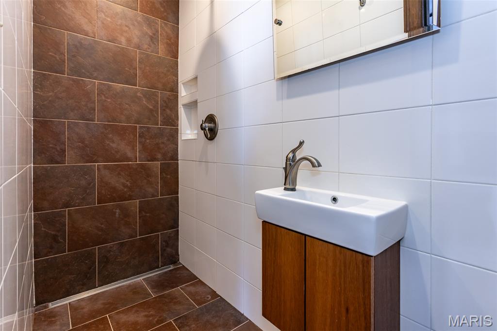 5825 Redbud Lane Edwardsville, IL 62025 - Photo 24 of 33