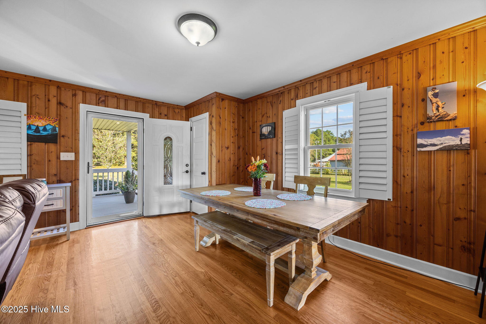 1131 Post Road Bath, NC 27808 - Photo 14 of 53 1131 dining area 3