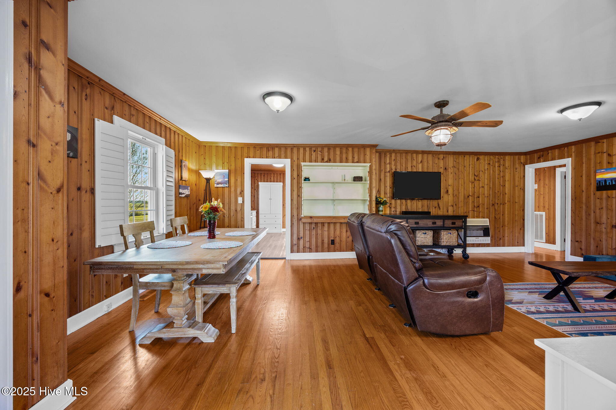1131 Post Road Bath, NC 27808 - Photo 18 of 53 1131 living-dining