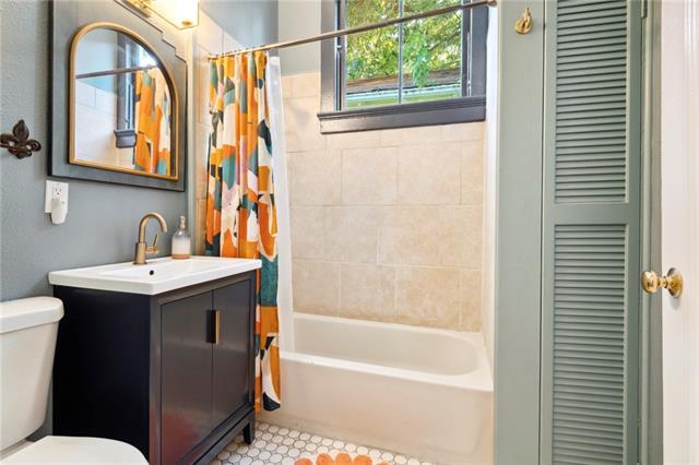1713 Rousselin Drive New Orleans, LA 70119 - Photo 6 of 16