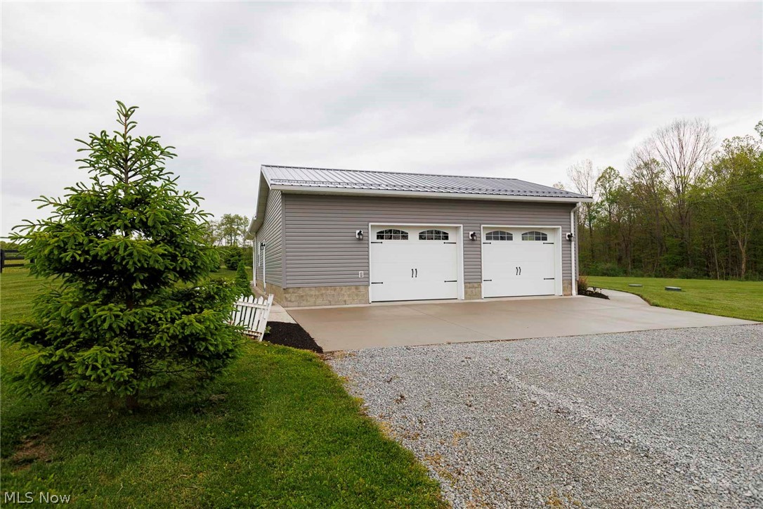 8582 Dundee Wilmot Road Northwest Dundee, OH 44624 - Photo 13 of 49