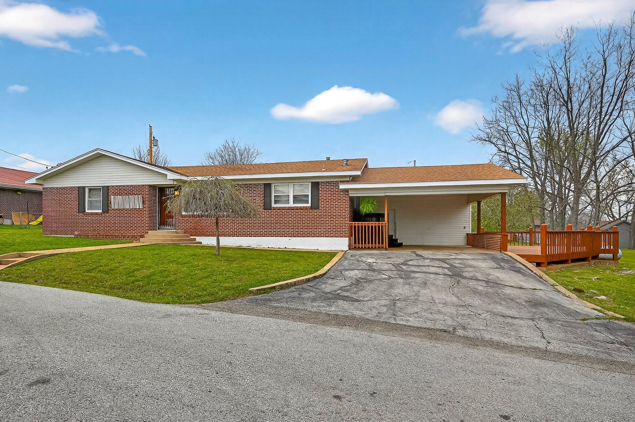 157 Spring Street Forsyth, MO 65653 - Photo 3 of 32 03-spring_st-29