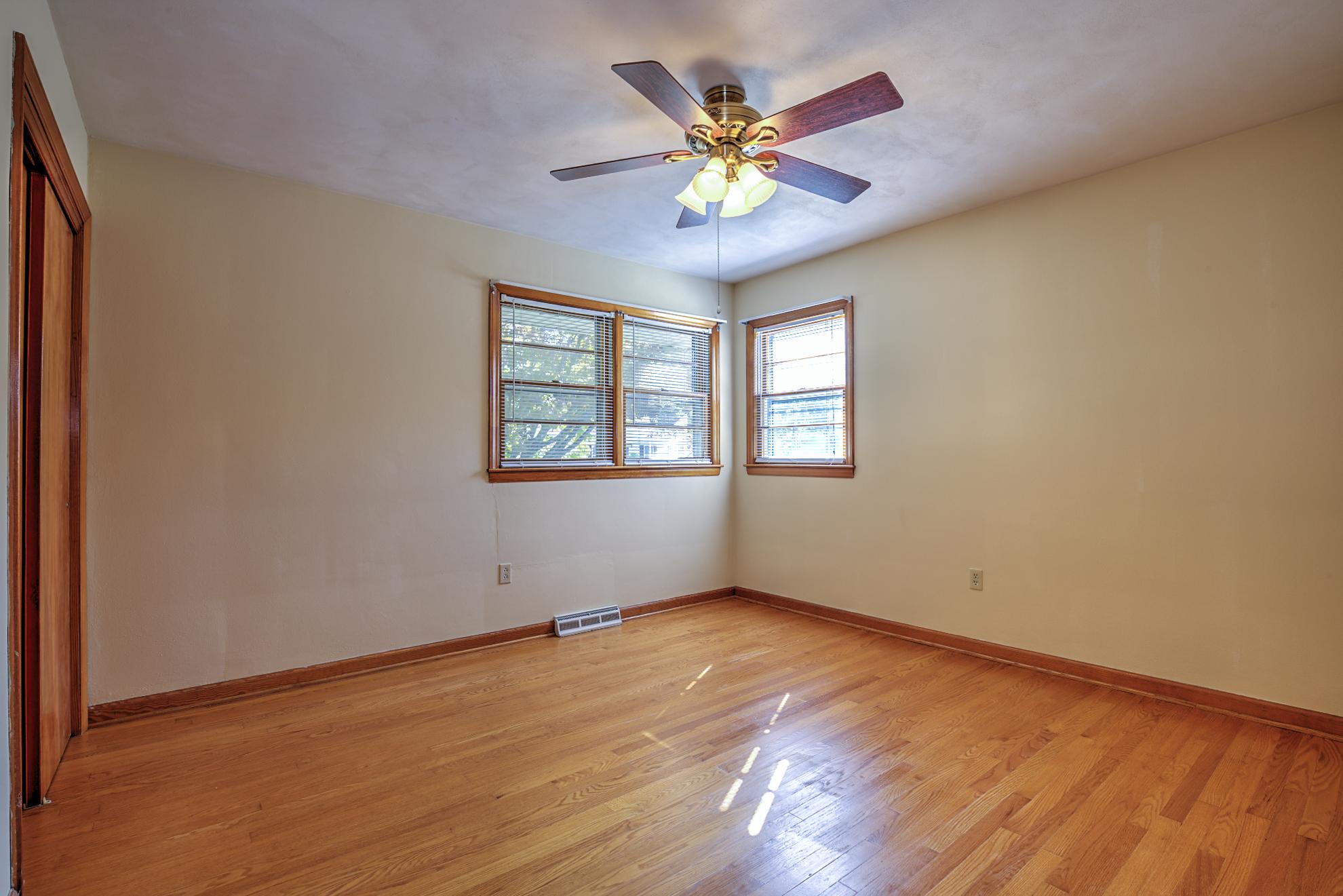 3625 New Spring Branch Road Southeast Roanoke, VA 24014 - Photo 12 of 26 Bedroom 2