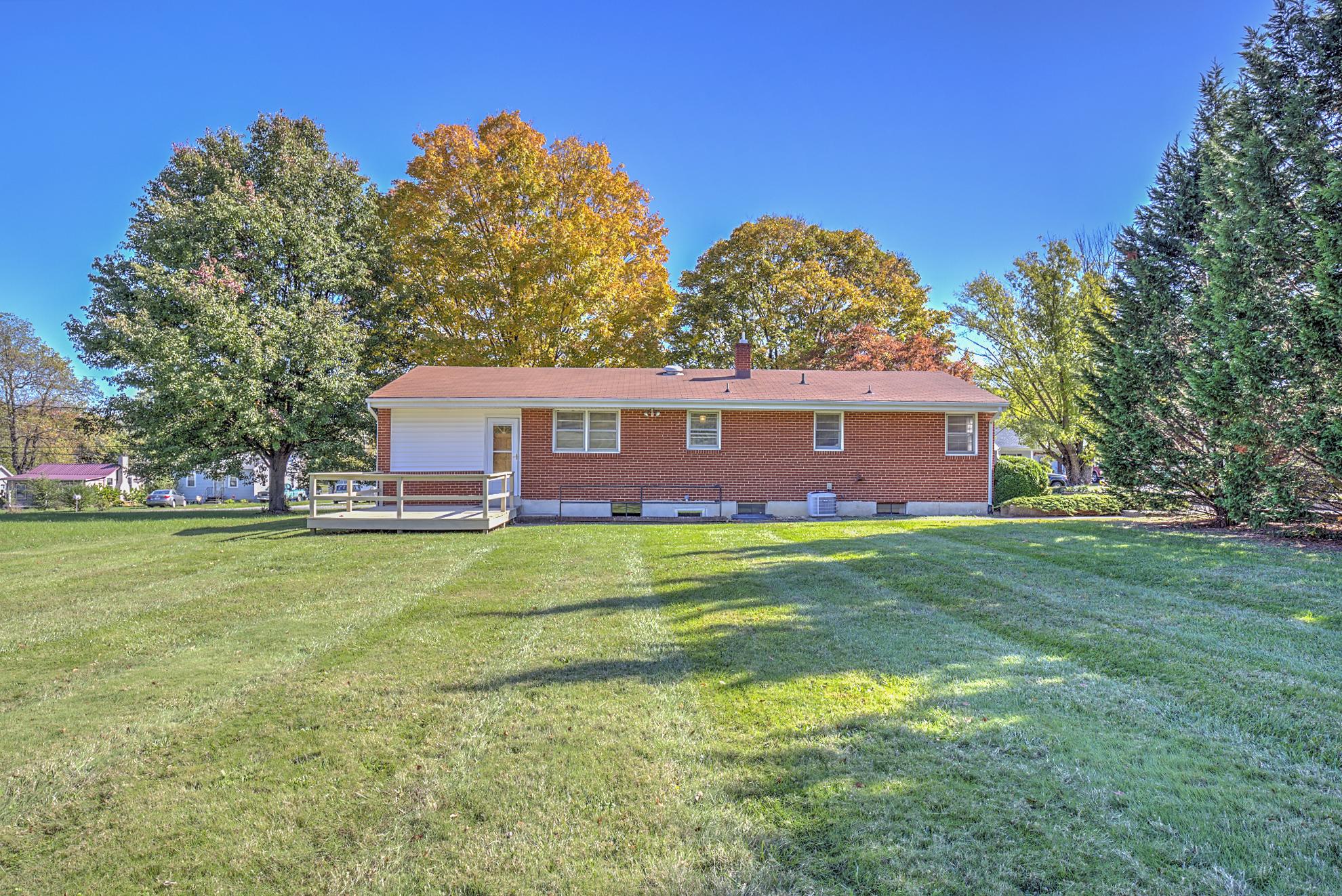 3625 New Spring Branch Road Southeast Roanoke, VA 24014 - Photo 19 of 26 Back of Home
