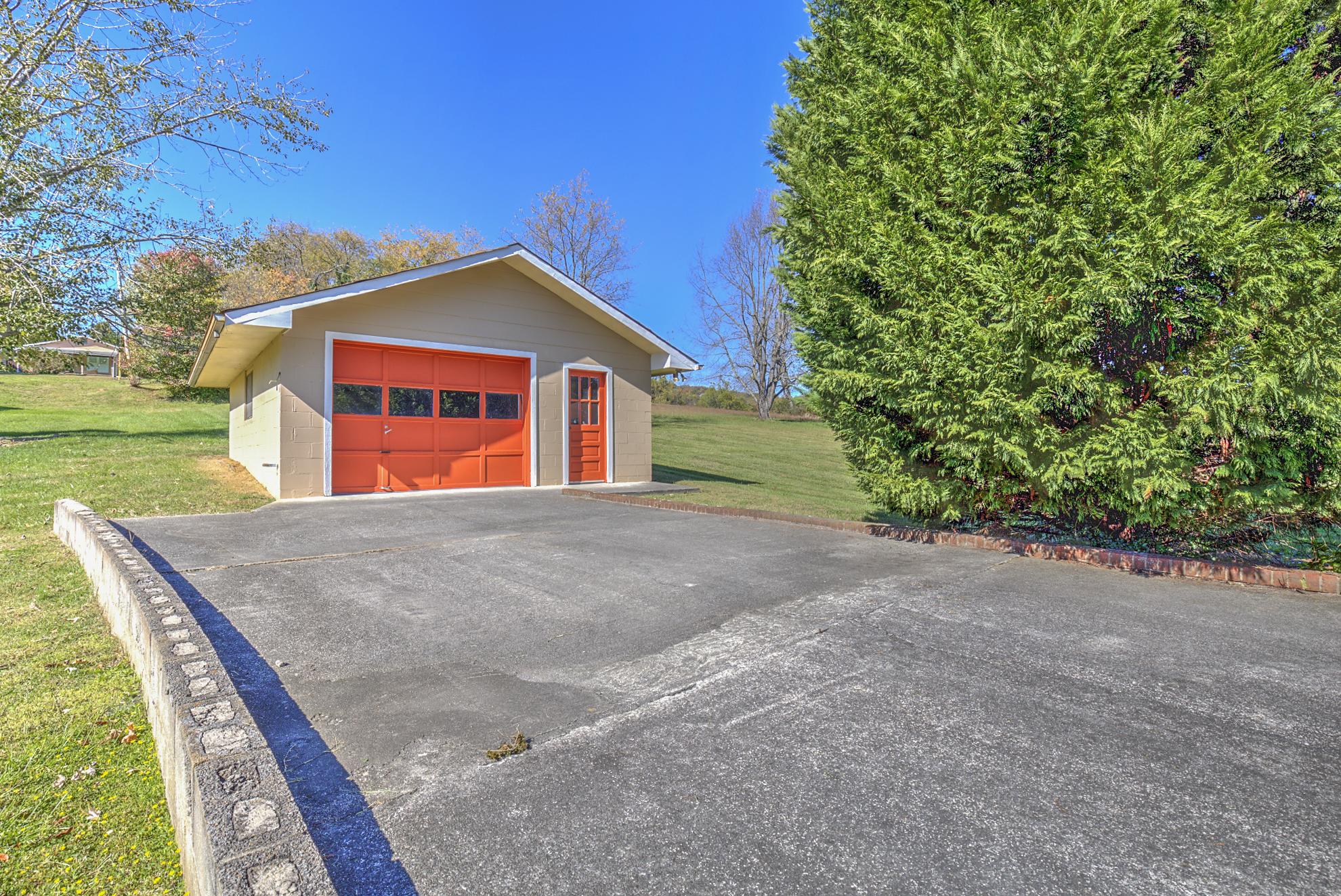 3625 New Spring Branch Road Southeast Roanoke, VA 24014 - Photo 20 of 26 Garage Detached