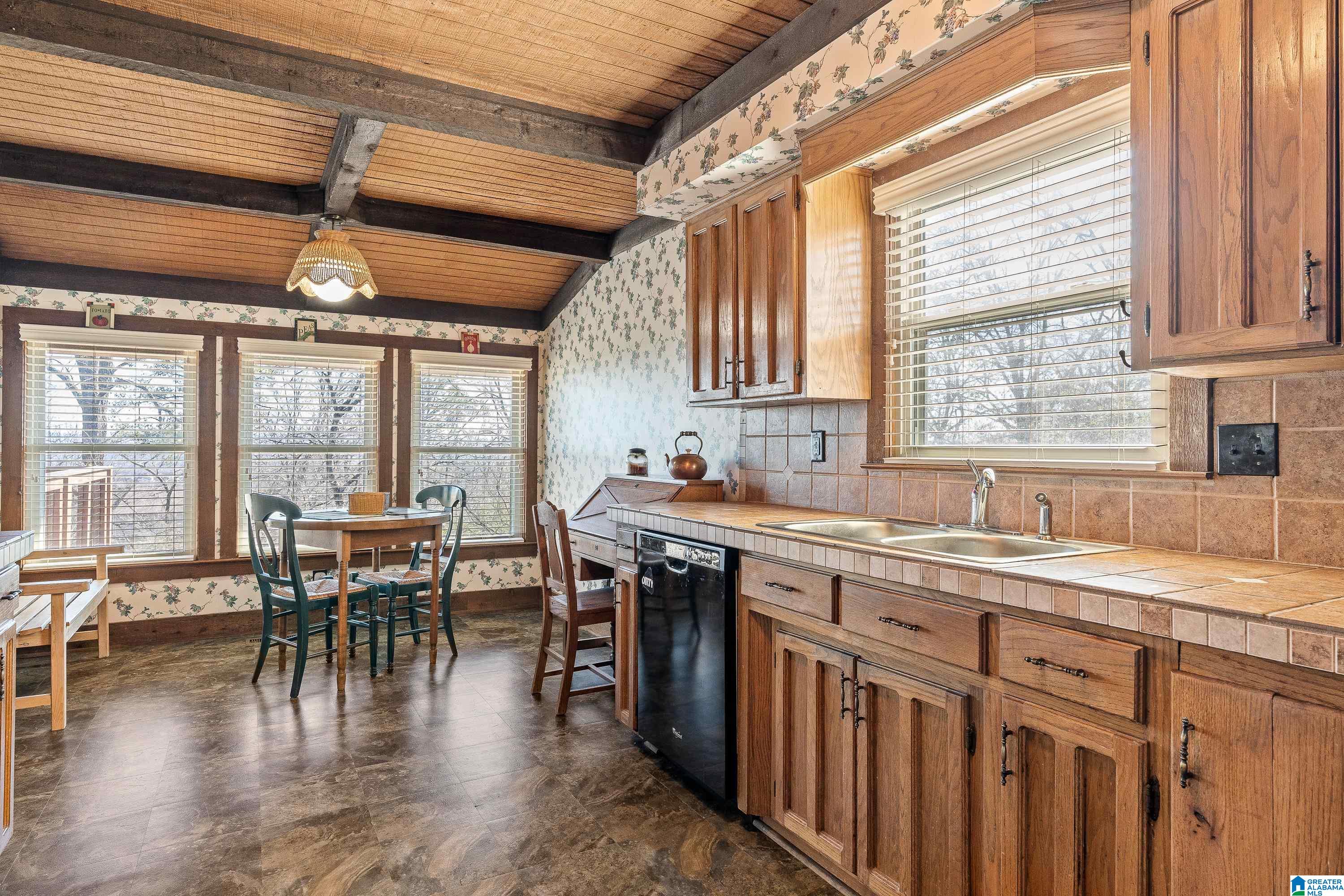 133 Shades Crest Road Birmingham, AL 35226 - Photo 18 of 53