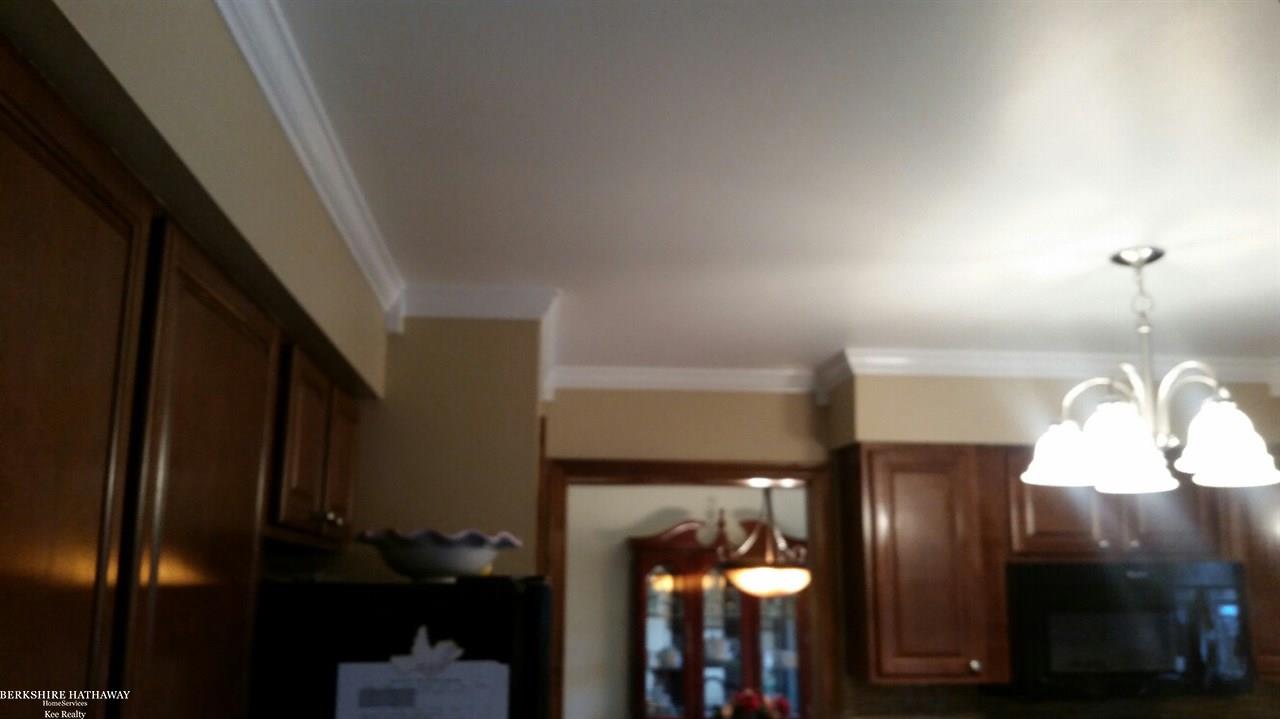 35329 Riebel Clinton Township, MI 48035 - Photo 10 of 44 Gallery Image 10