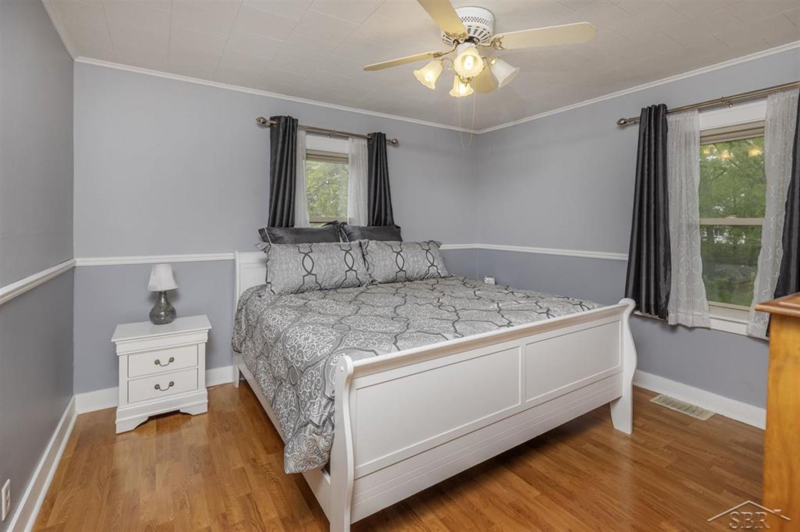 2325 North Center Road Saginaw, MI 48603 - Photo 15 of 29 50176391-4661fd88-0950-490f-9118-c6a8a986d2c5.JPG