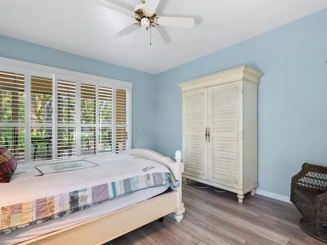 $525,000 | 2941 Sandringham Place, Sarasota, FL 34235