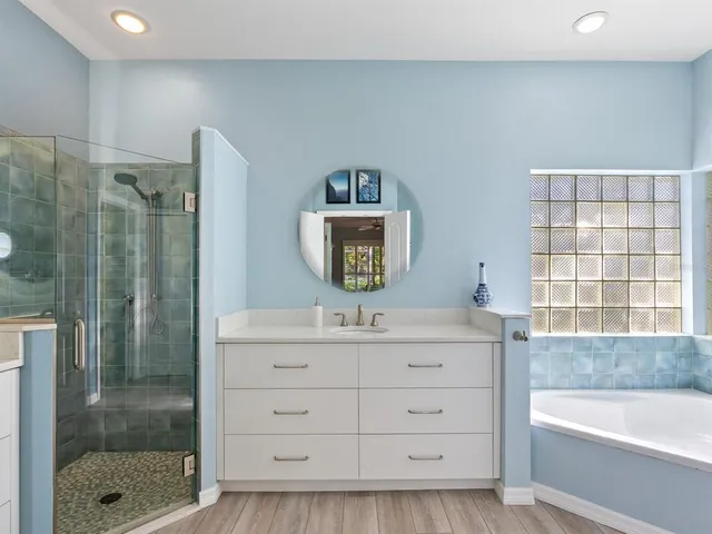 $525,000 | 2941 Sandringham Place, Sarasota, FL 34235