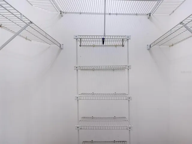 $525,000 | 2941 Sandringham Place, Sarasota, FL 34235