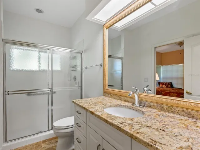 $525,000 | 2941 Sandringham Place, Sarasota, FL 34235