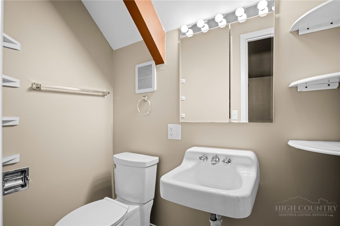 244 Walnut Boone, NC 28607 - Photo 27 of 50 Gallery Image 27