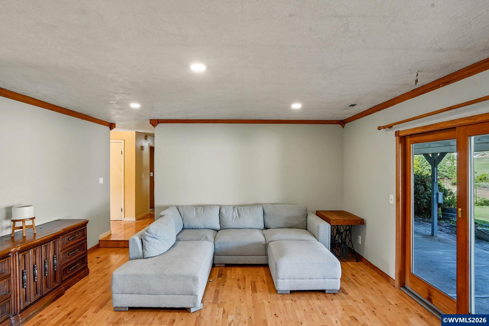4241 Riverdale Road South Salem, OR 97302 - Photo 16 of 50 Gallery Image 16