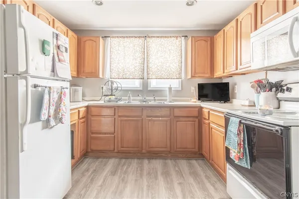 $199,900 | 206 South Hamilton Street, Unit 2, Watertown, NY 13601