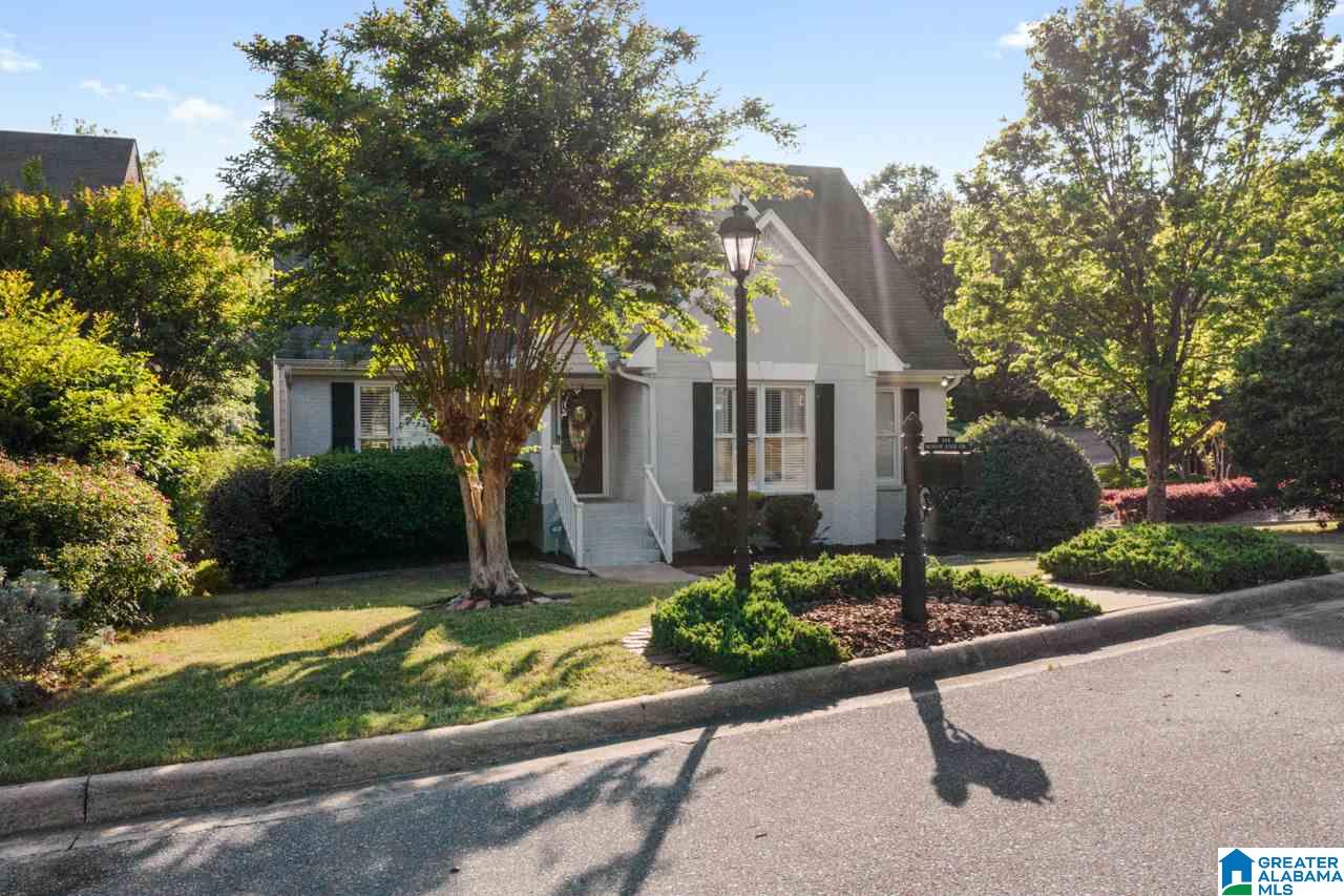 514 Meadow Ridge Circle Birmingham, AL 35242 - Photo 4 of 36 Gallery Image 4