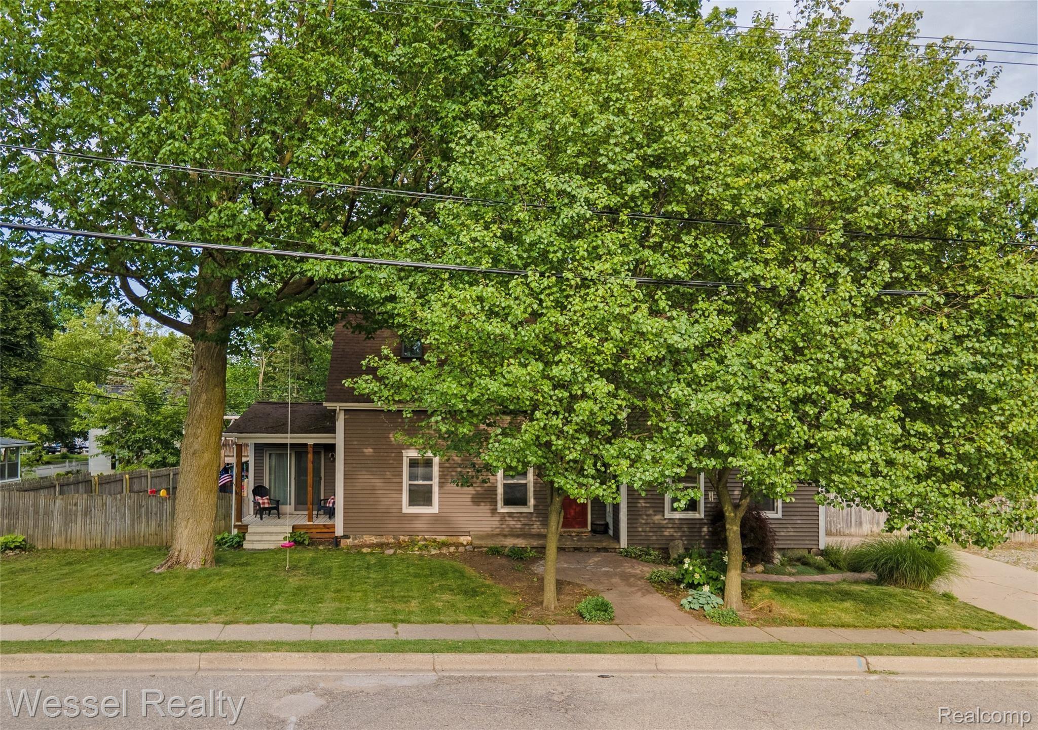 308 Prospect Street Romeo, MI 48065 - Photo 31 of 38 Prospect-701.jpg