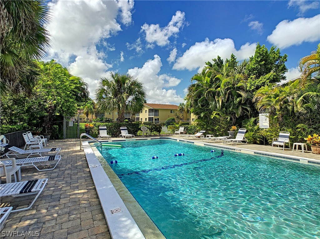 8093 Country Road, Unit 206 Fort Myers, FL 33919 - Photo 5 of 20 Gallery Image 5
