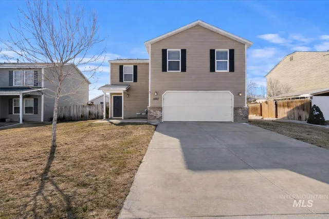 $379,900 | 14057 Santa Cruz Street, Caldwell, ID 83607