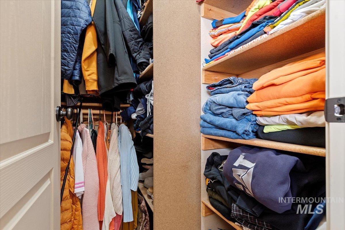 14057 Santa Cruz Street Caldwell, ID 83607 - Photo 20 of 26 View of closet