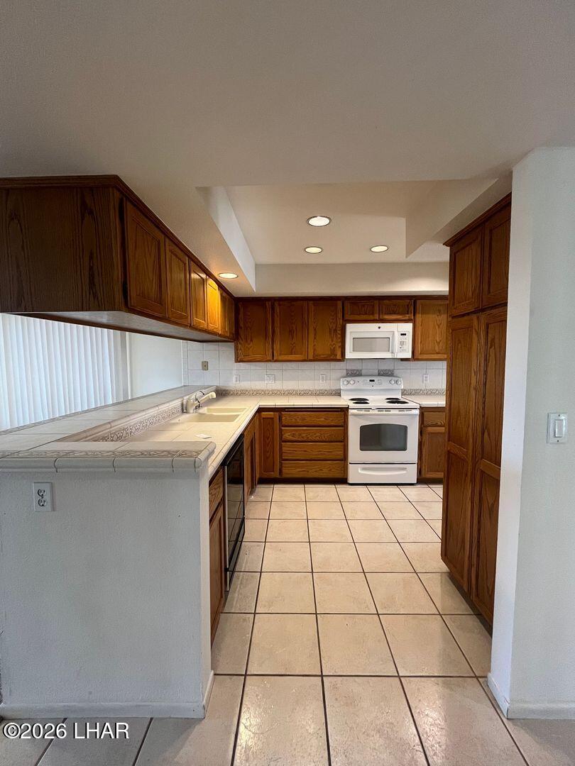 375 London Bridge Road, Unit 4 Lake Havasu City, AZ 86403 - Photo 11 of 25