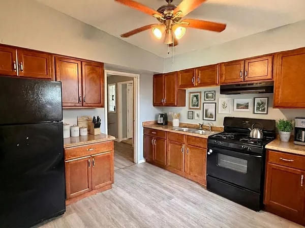 $170,000 | 1133 Parkview Avenue, Chicago Heights, IL 60411