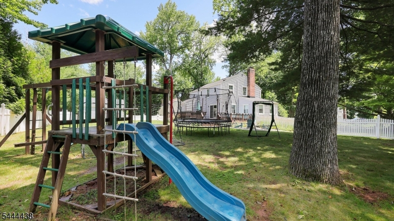 2263 Hill Road Scotch Plains, NJ 07076 - Photo 41 of 50