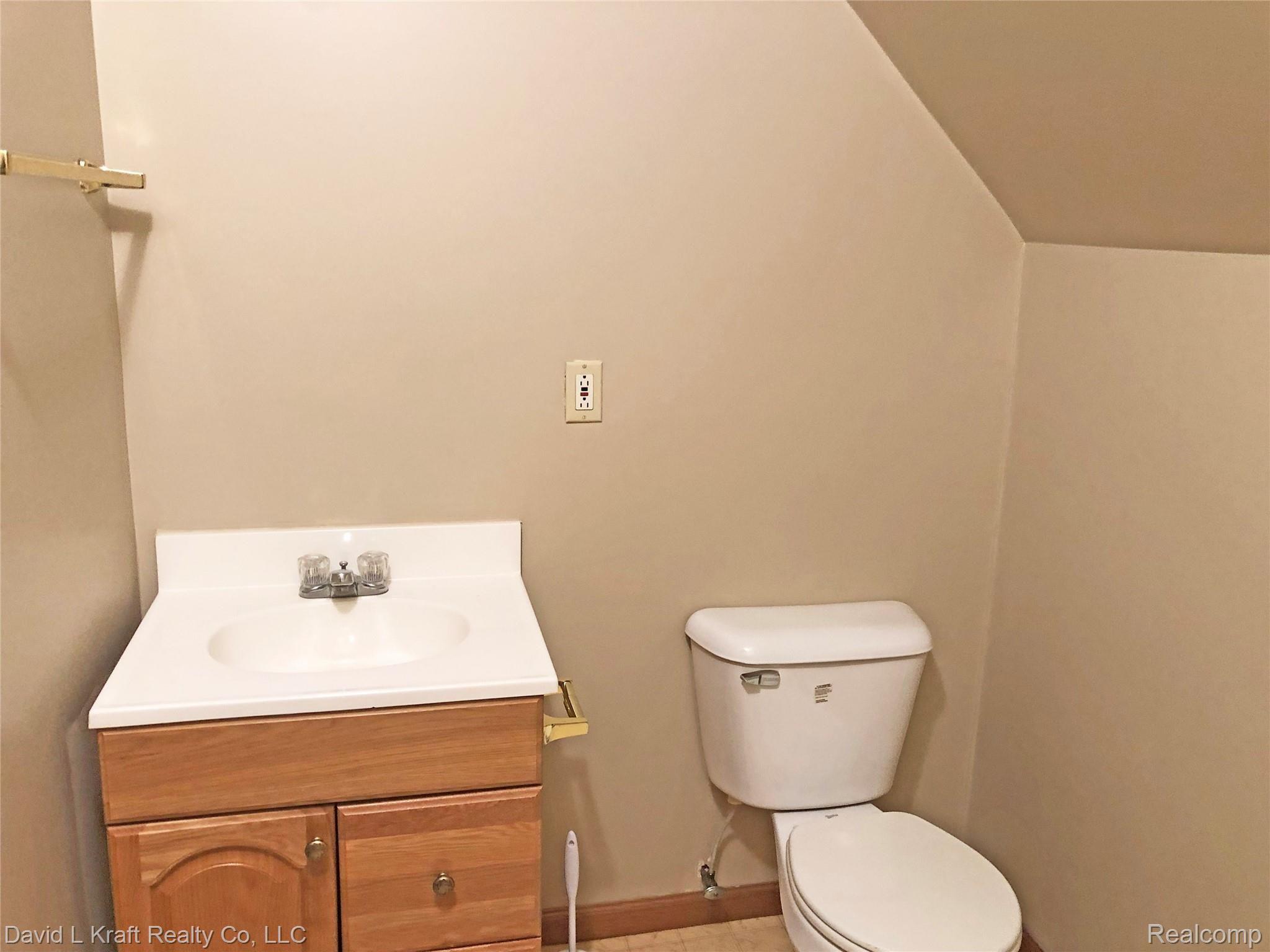 2936 Port Austin Road Port Austin, MI 48467 - Photo 15 of 27 2936PtAustinBathroom.jpg